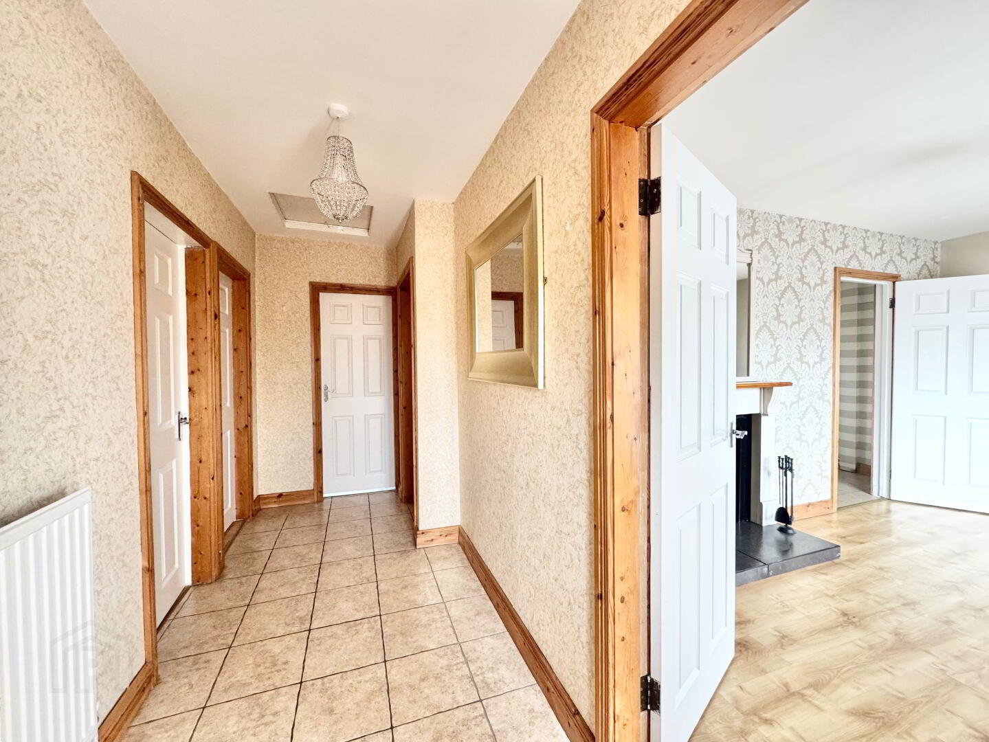 4 Kirk Crescent 2 of 13