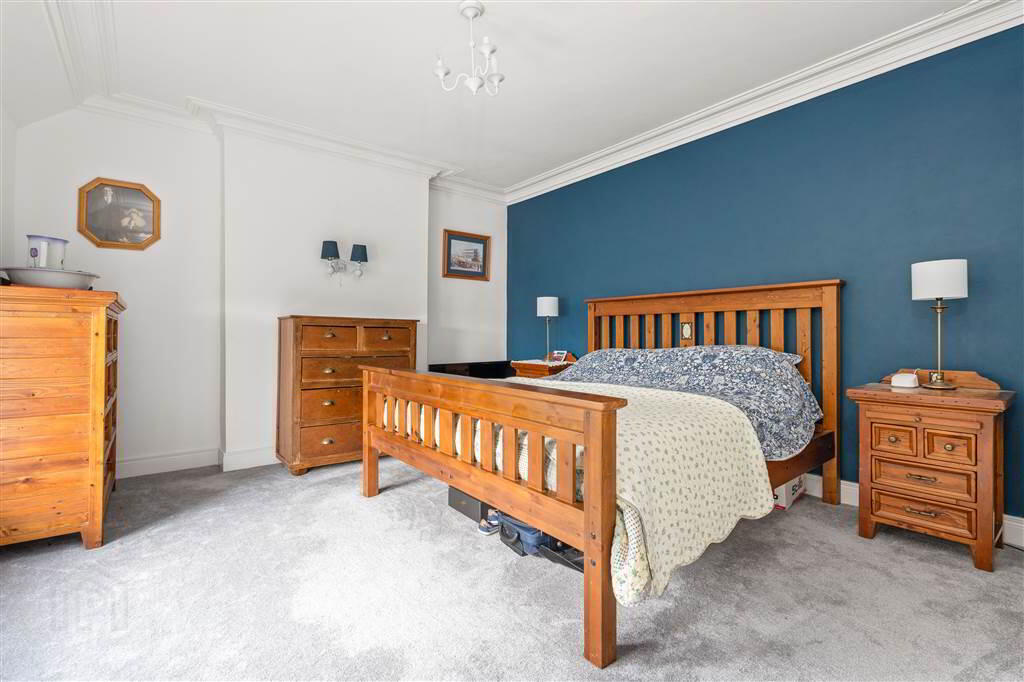 55 Church Road 30 of 54