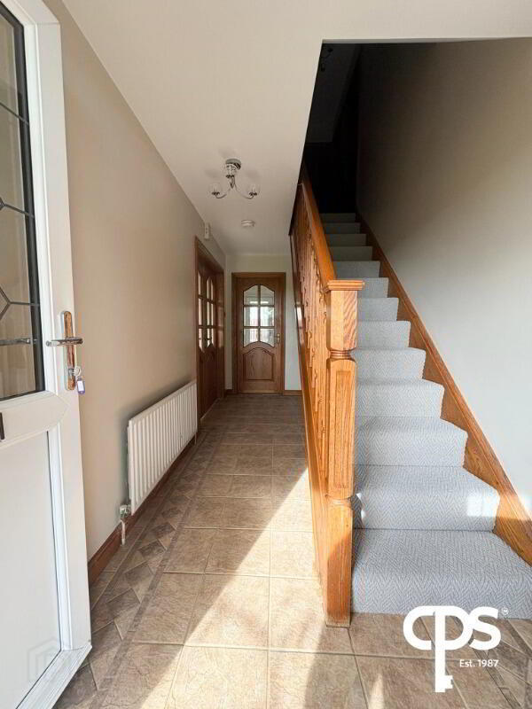 8 Ashgrove Manor 3 of 25