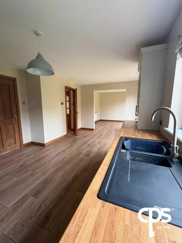 8 Ashgrove Manor 8 of 25