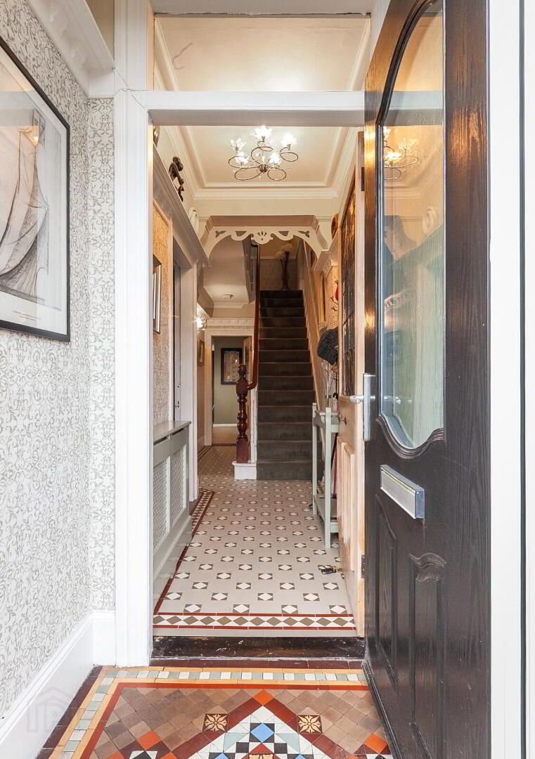 32 Old Cavehill Road 5 of 43