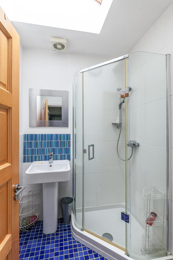32 Old Cavehill Road 19 of 43