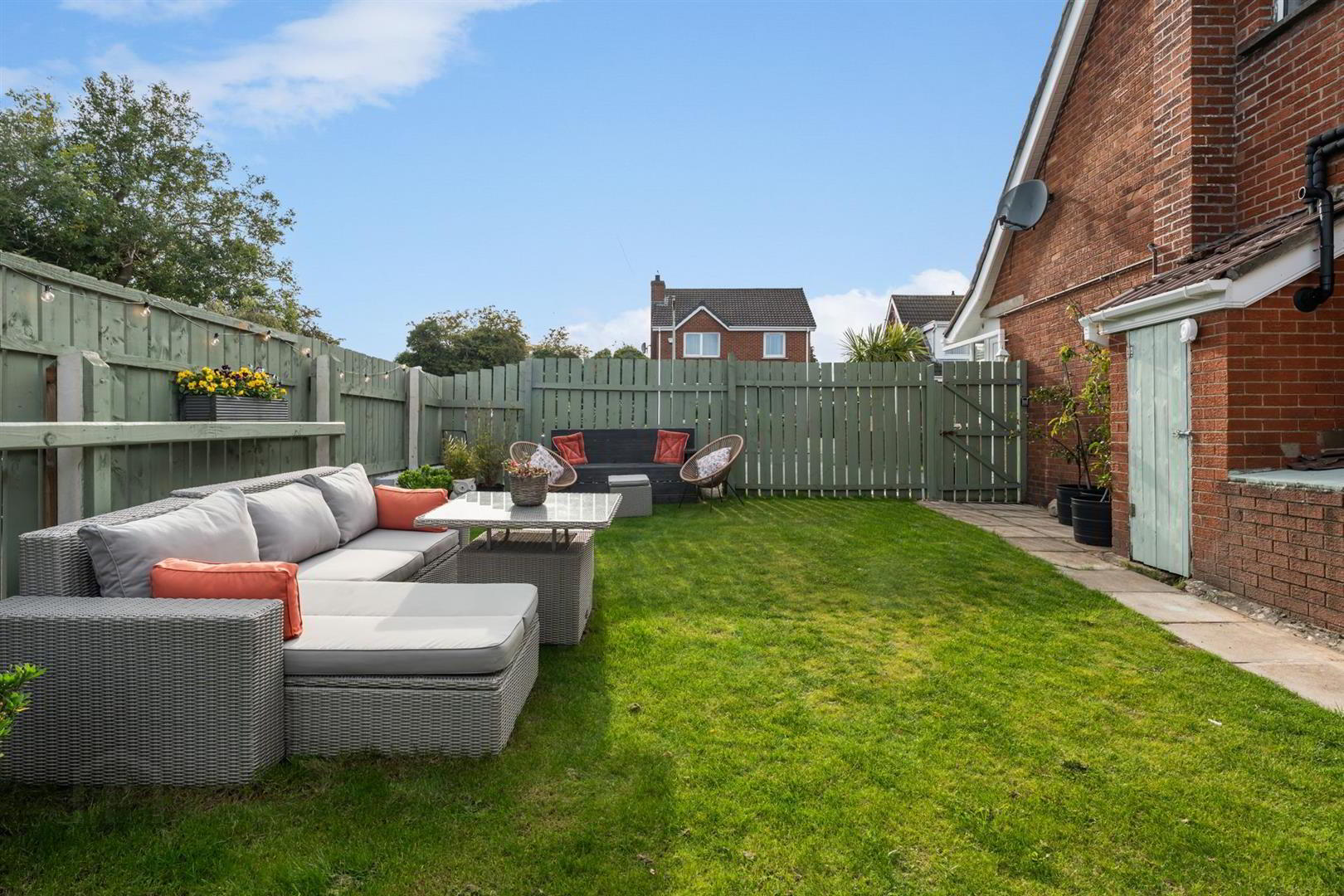 2 Orchardville Gardens 21 of 25
