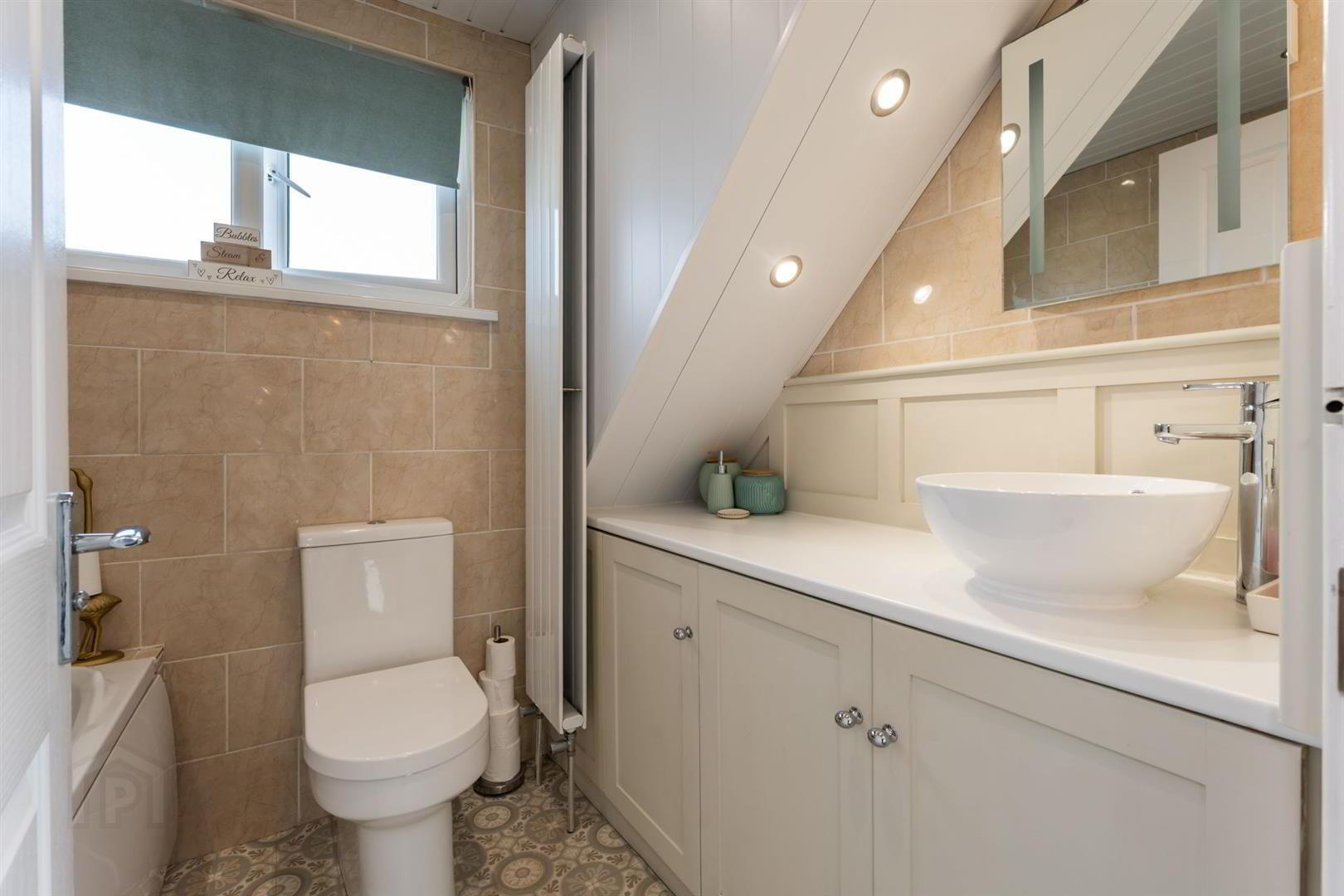 2 Orchardville Gardens 16 of 25