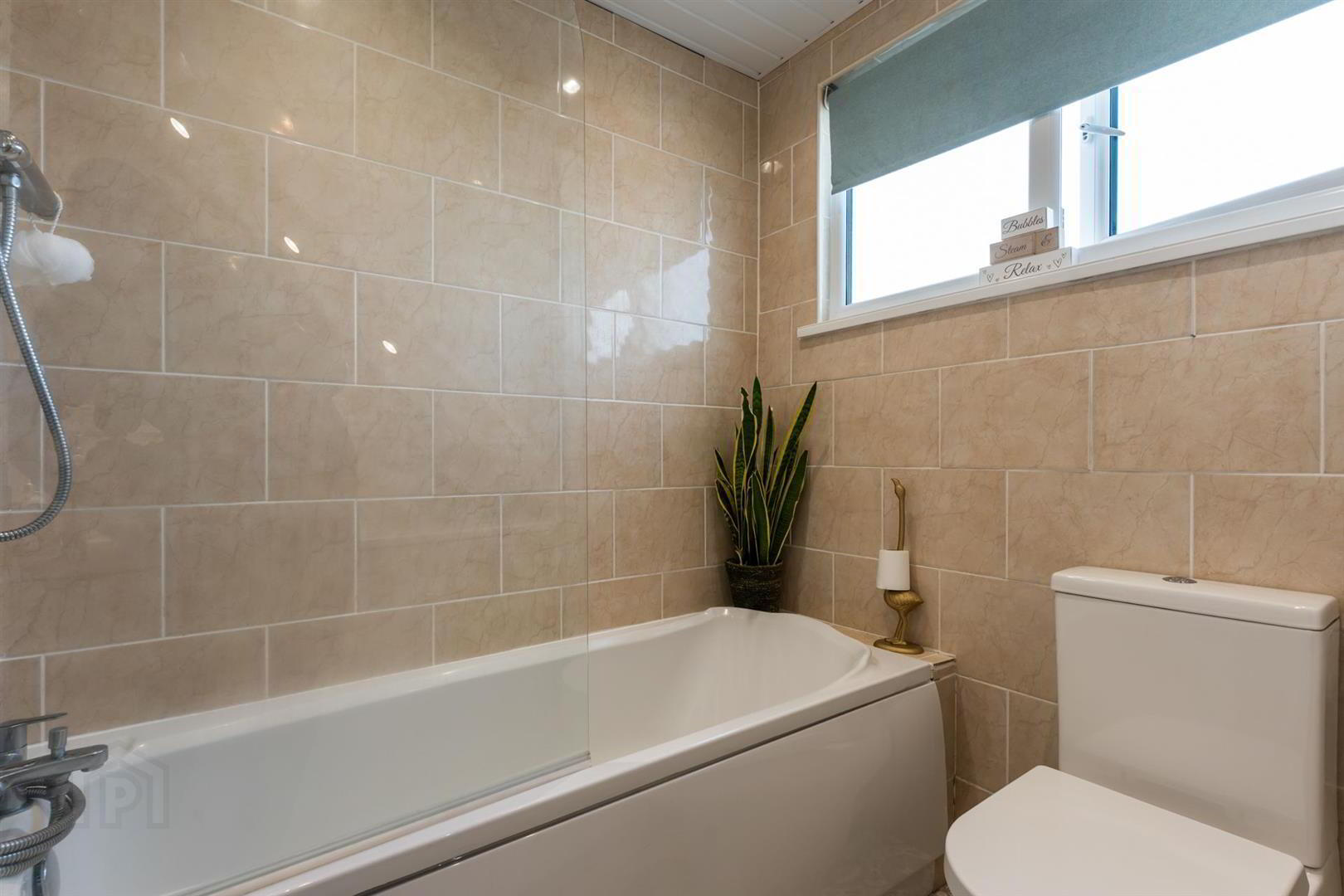 2 Orchardville Gardens 17 of 25