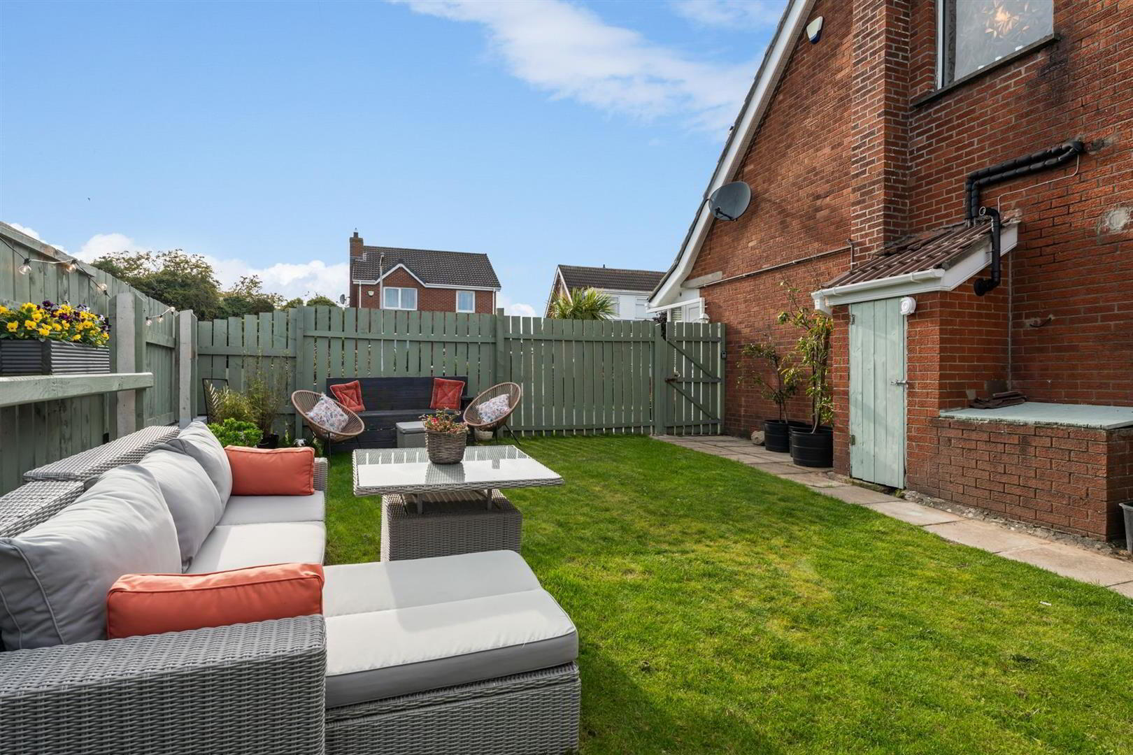 2 Orchardville Gardens 18 of 25