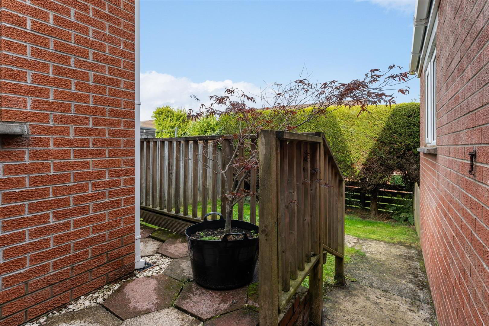 2 Orchardville Gardens 25 of 25