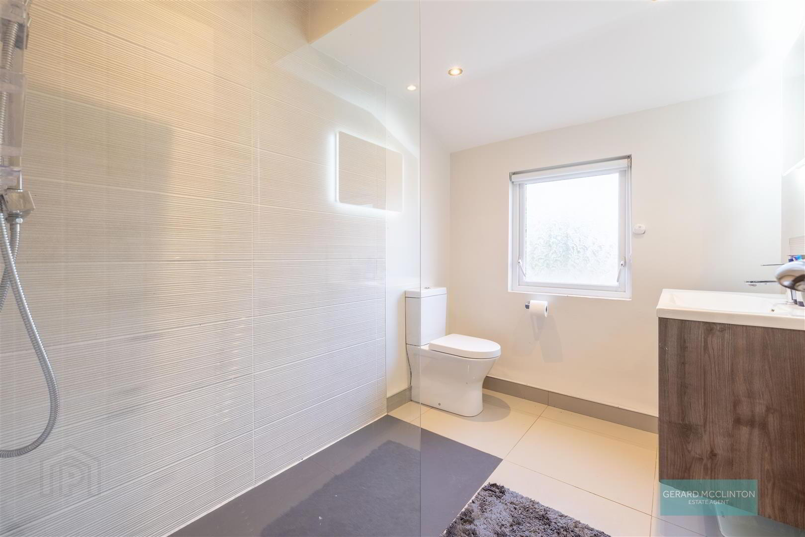 88 Locksley Park 24 of 43