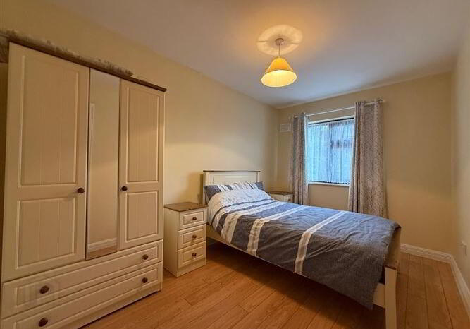 Lowpark House, Sonnagh 12 of 39
