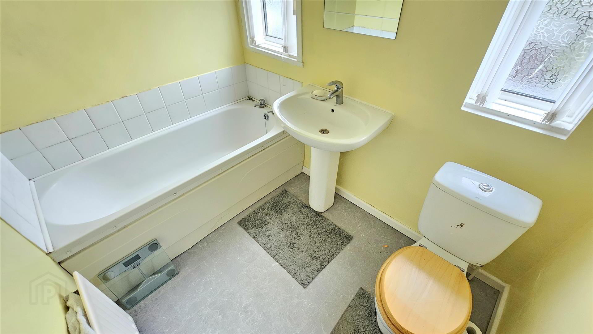 2 Sandes Court 9 of 13