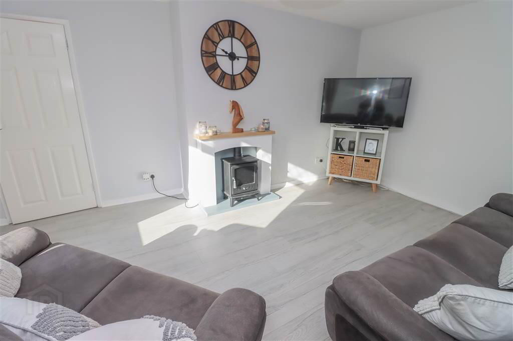 101 Melfort Drive 5 of 21