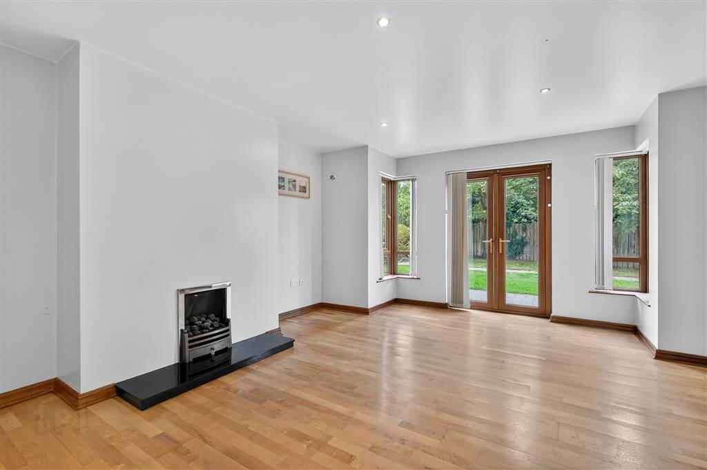 6 Spinnaker Court 5 of 16