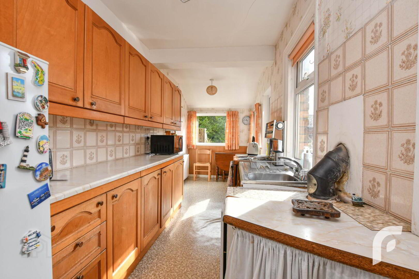 131 Somerton Road 11 of 37