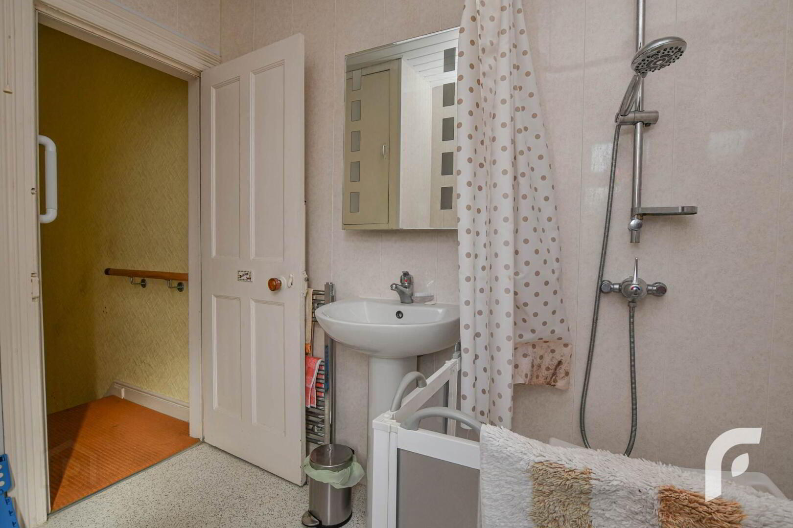 131 Somerton Road 20 of 37