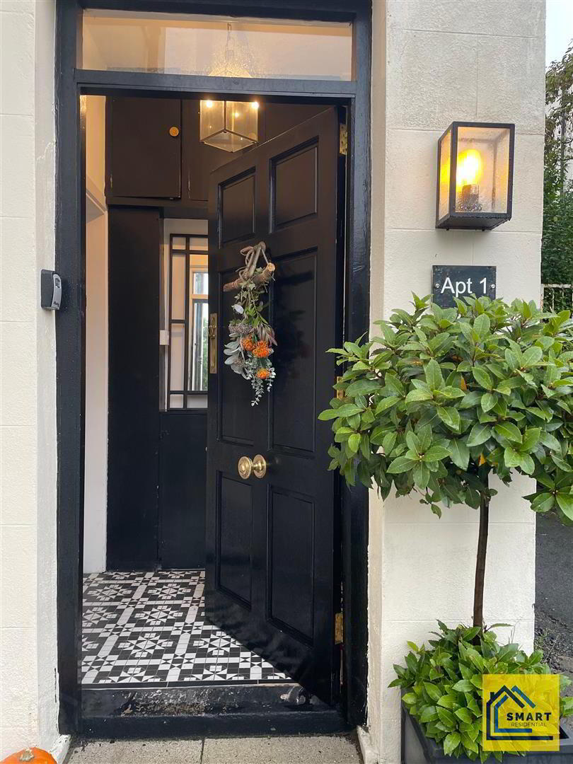 Apt 1, 148 Upper Newtownards Road 3 of 19