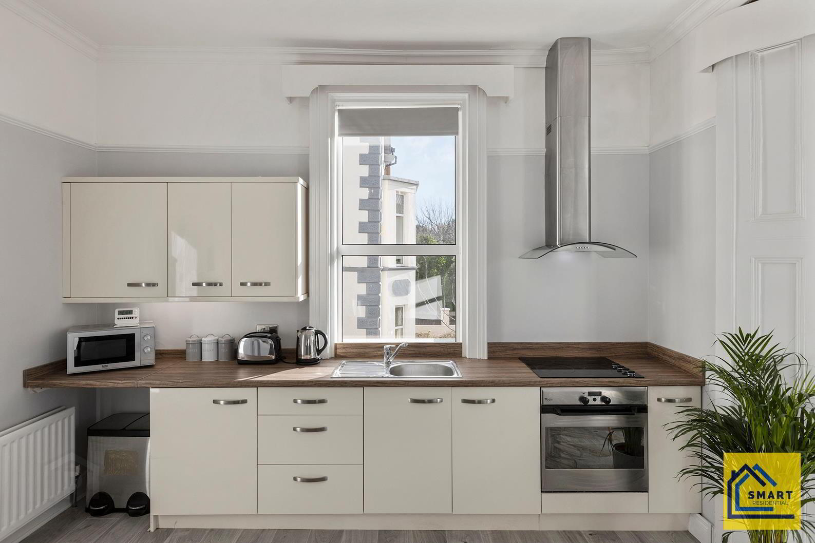 Apt 2, 148 Upper Newtownards Road 4 of 12