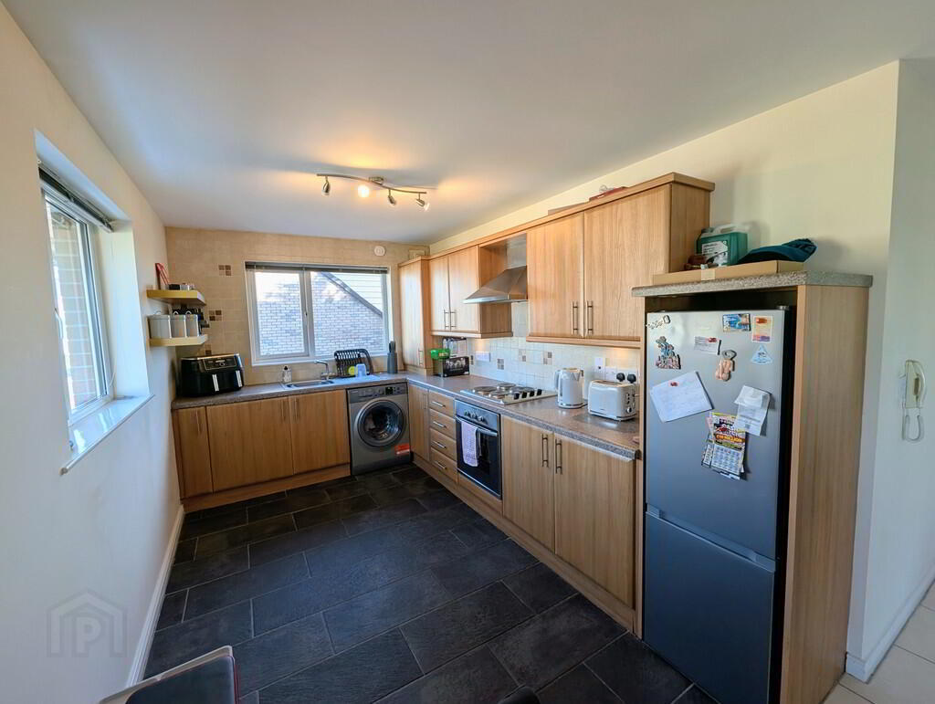 2 Clifton Gate 7 of 13