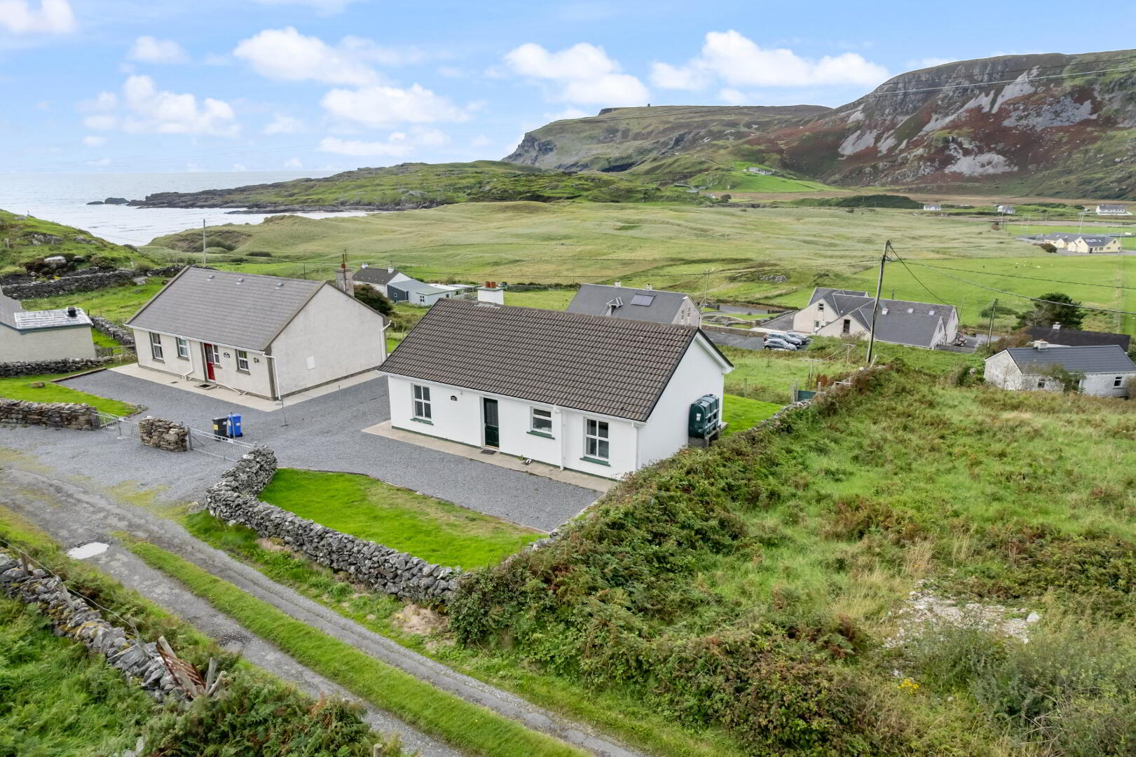 Nancy's Cottage, Killaned 1 of 21