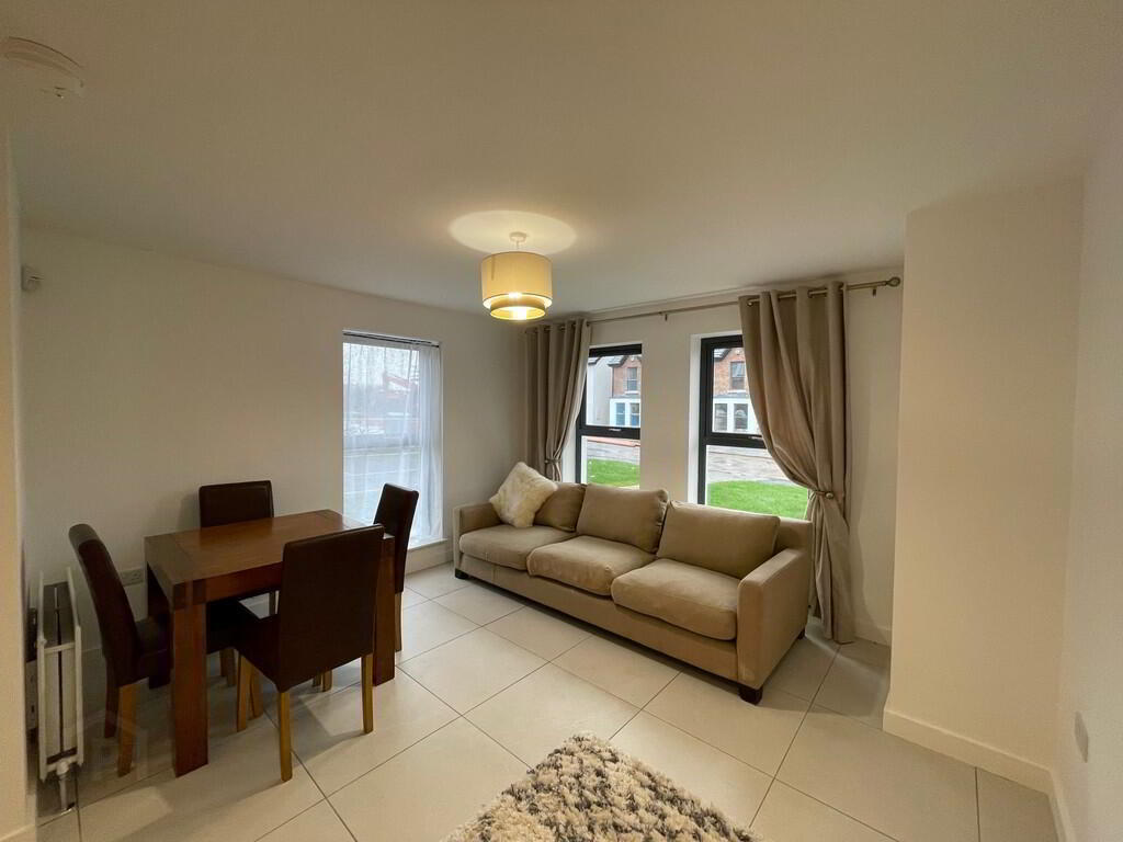 92 Thorburn Gate 5 of 8