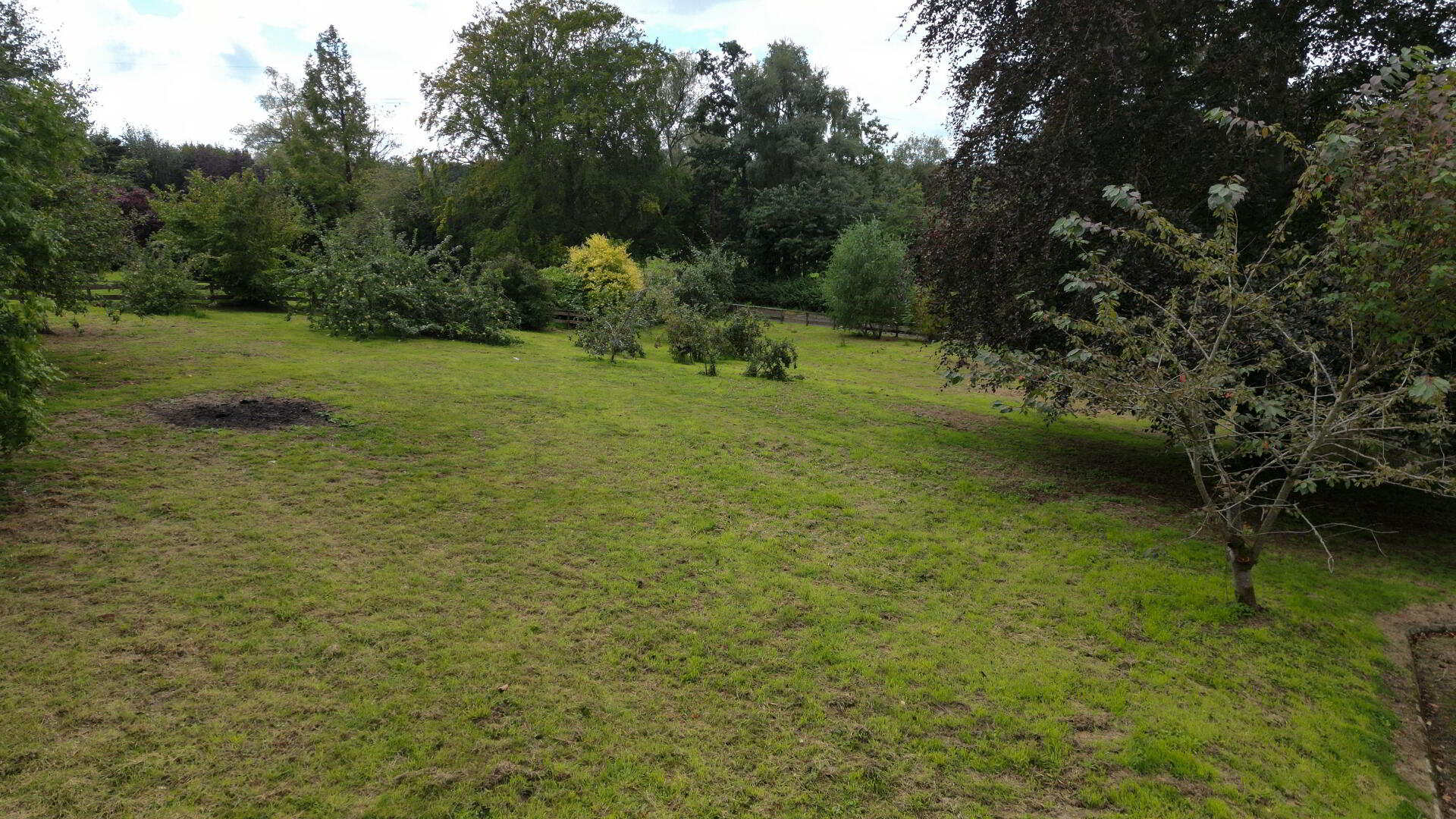 25m South Of No, 37 Derrygarve Park 4 of 6