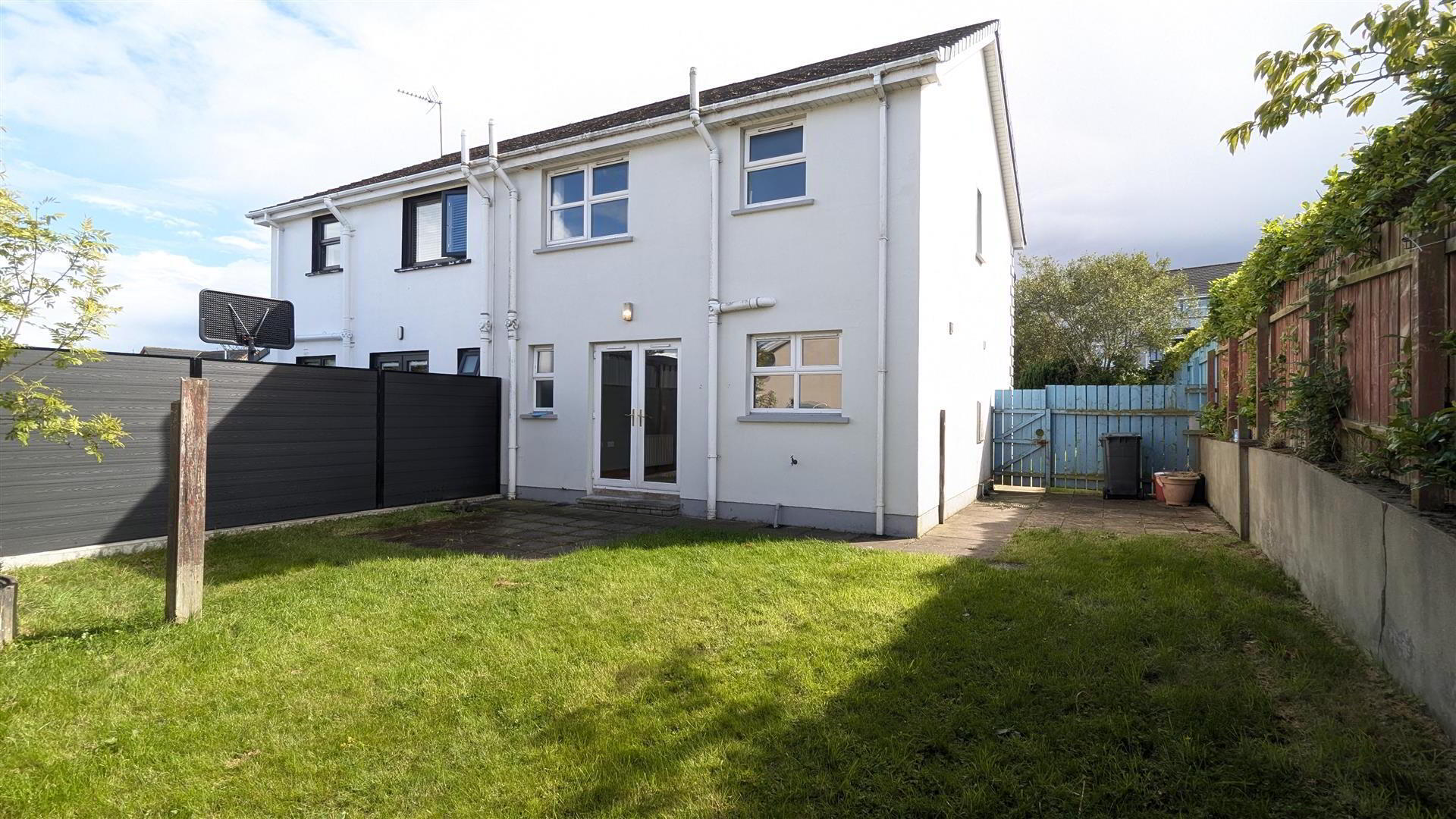 15 Cairn Grove 22 of 24