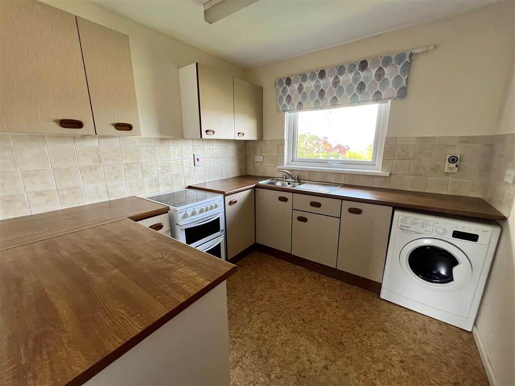 2 Shandon Court 4 of 8