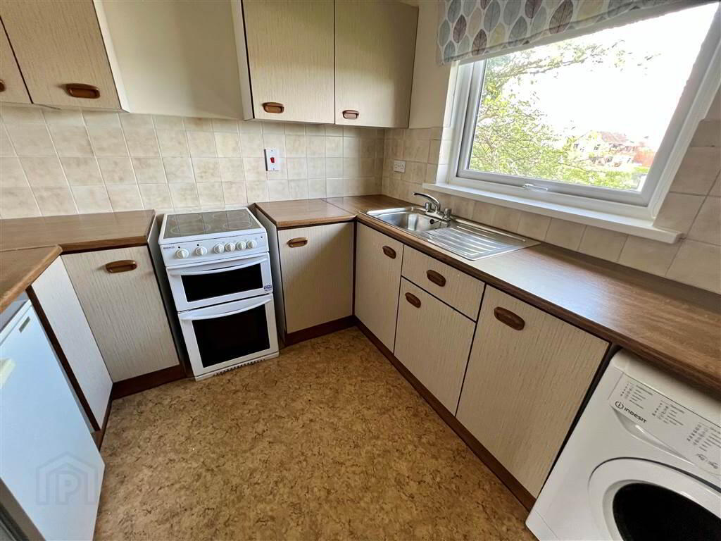 2 Shandon Court 5 of 8