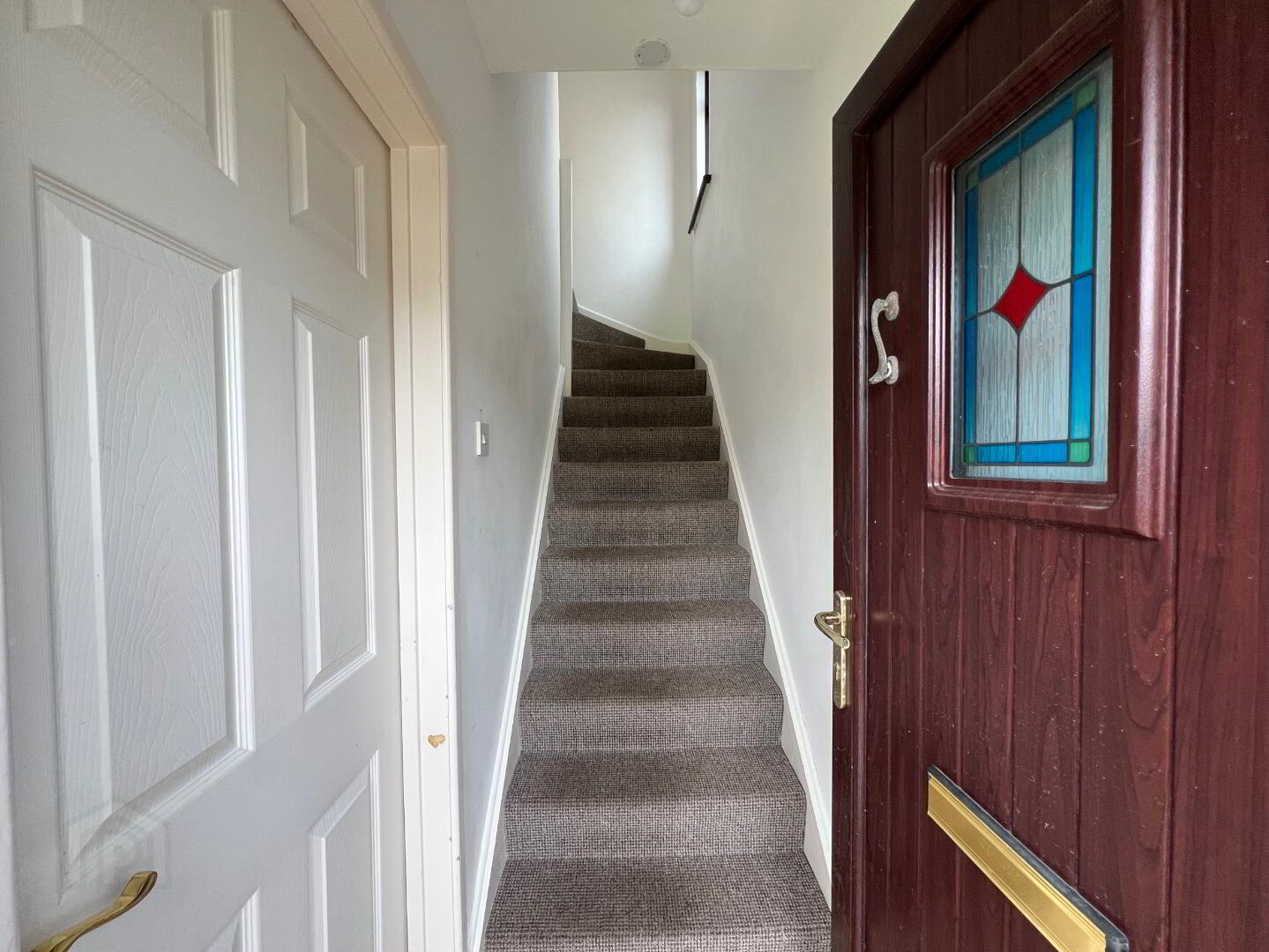 39 Grant Avenue 2 of 21