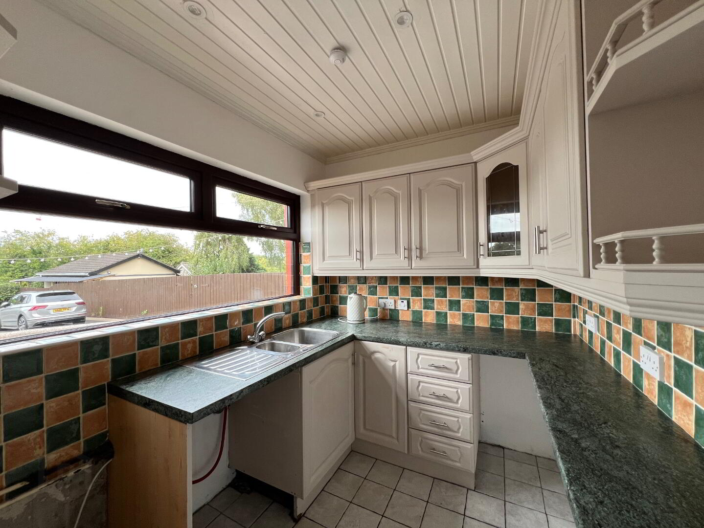 39 Grant Avenue 8 of 21