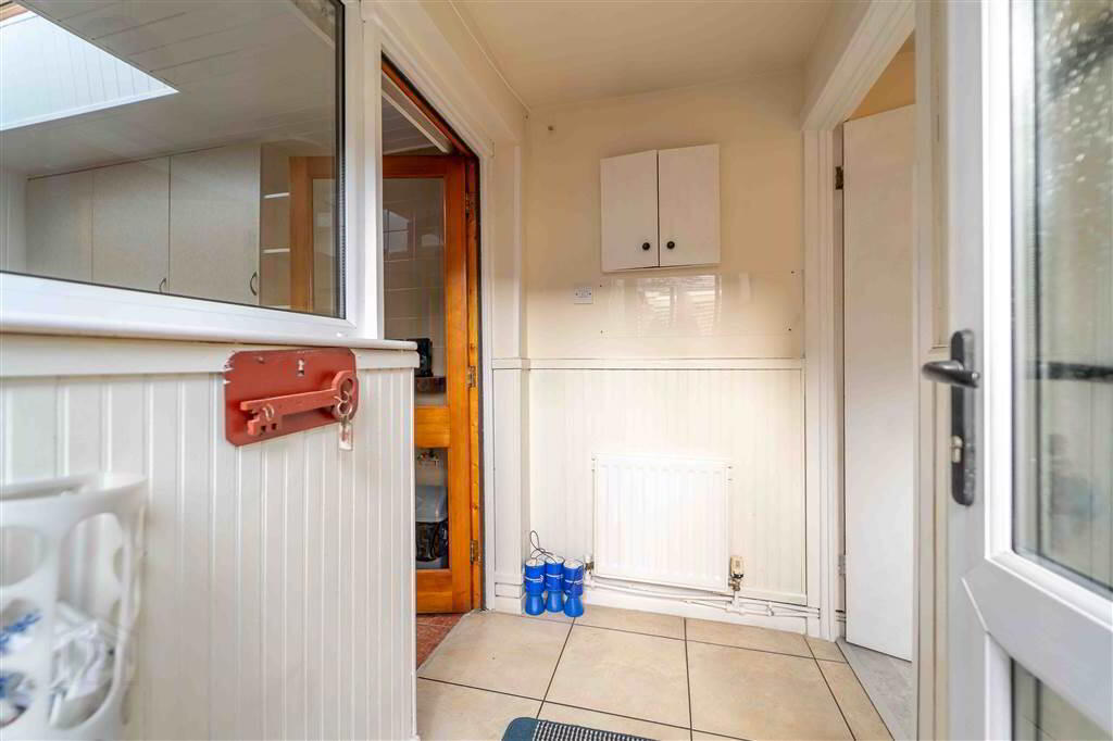 52 Springfield Road 11 of 27