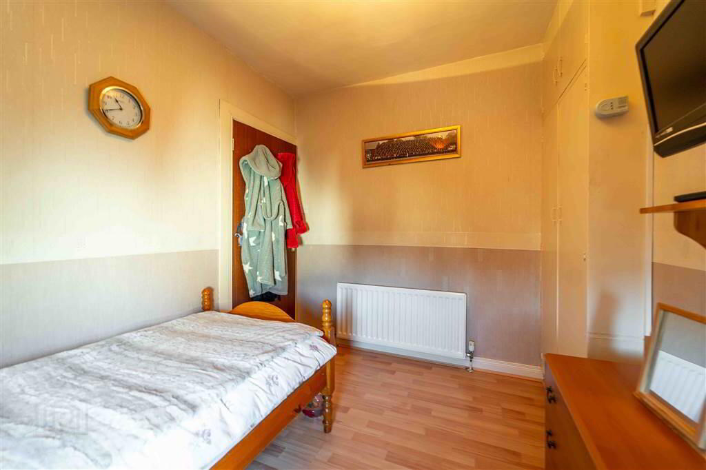 52 Springfield Road 17 of 27