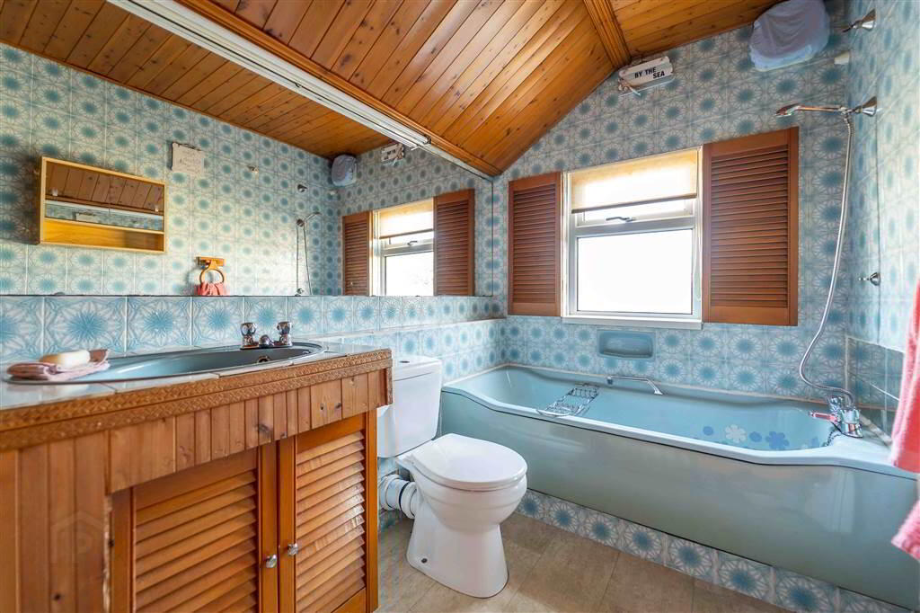 52 Springfield Road 18 of 27