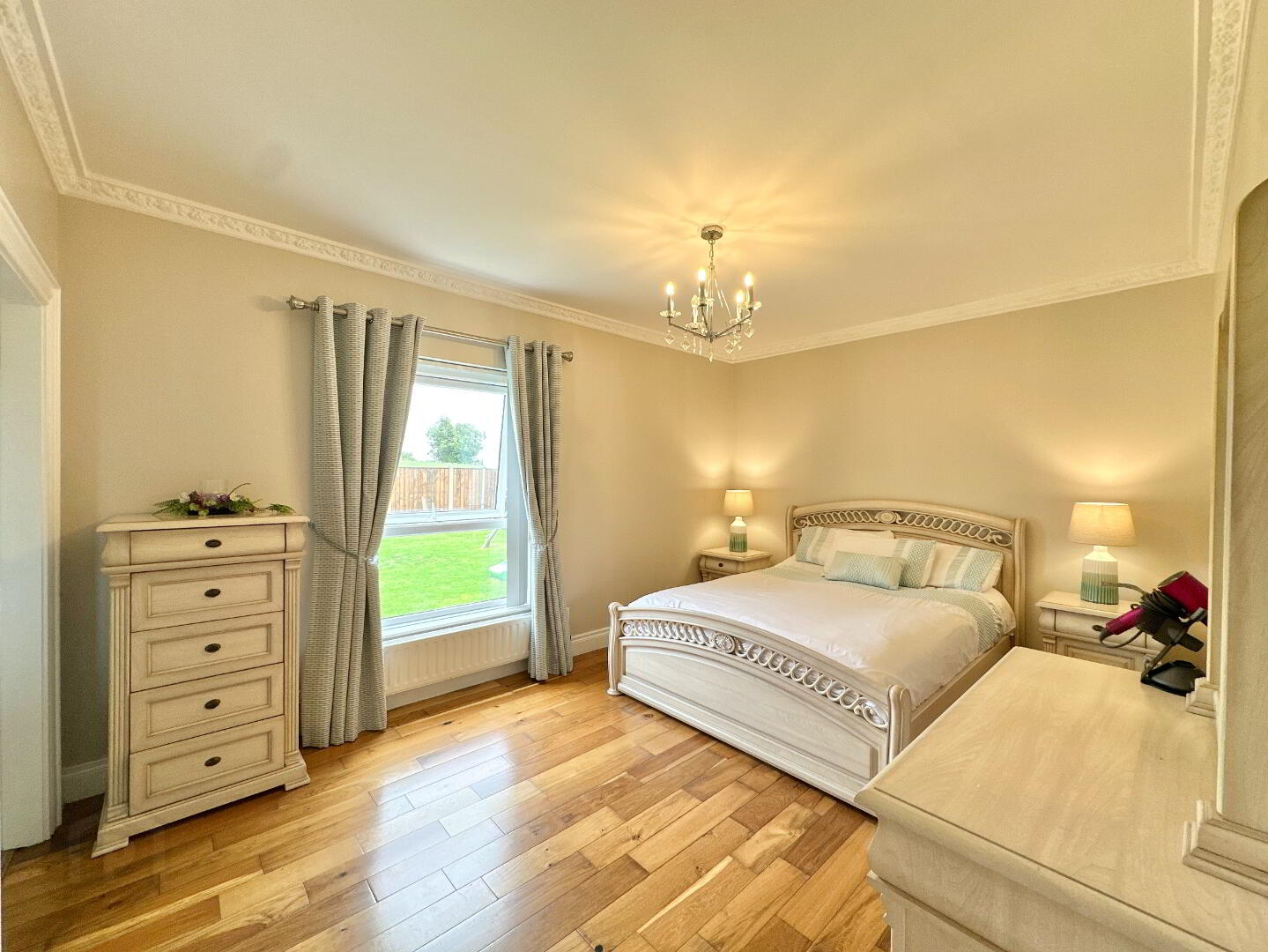 4b Flagstaff Road 33 of 48