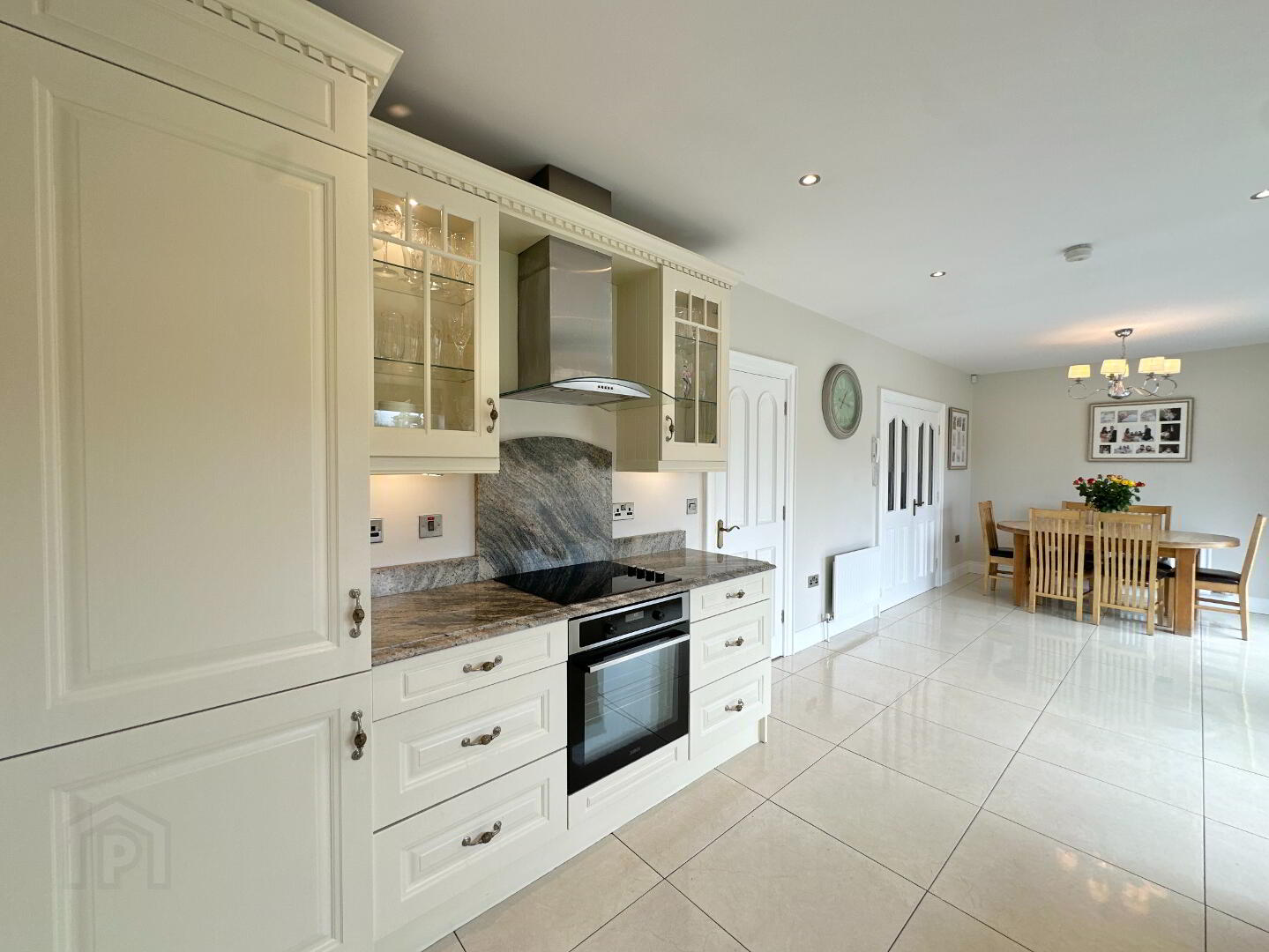 4b Flagstaff Road 16 of 48