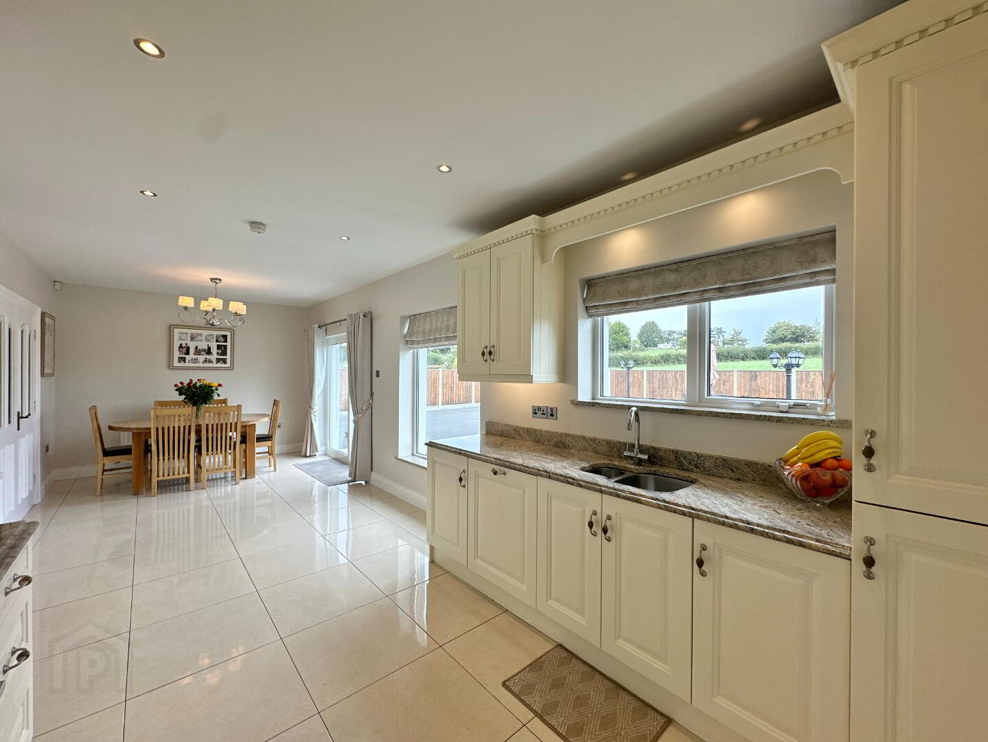4b Flagstaff Road 17 of 48