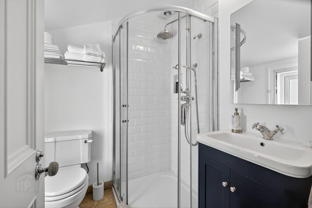 16 Cranmore Avenue 19 of 27