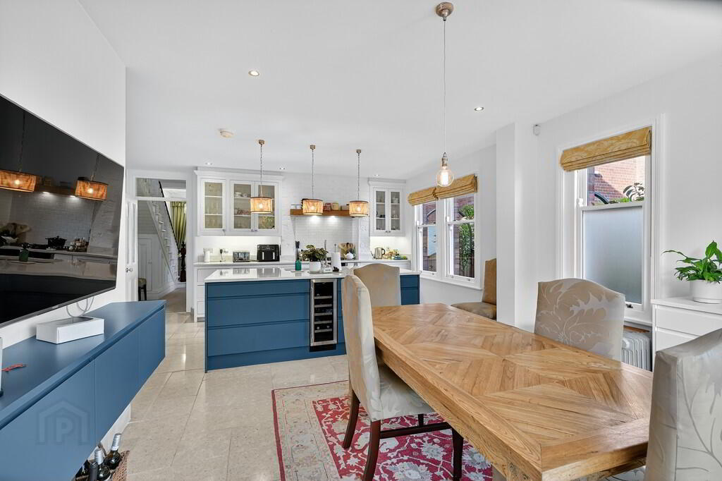 16 Cranmore Avenue 11 of 27