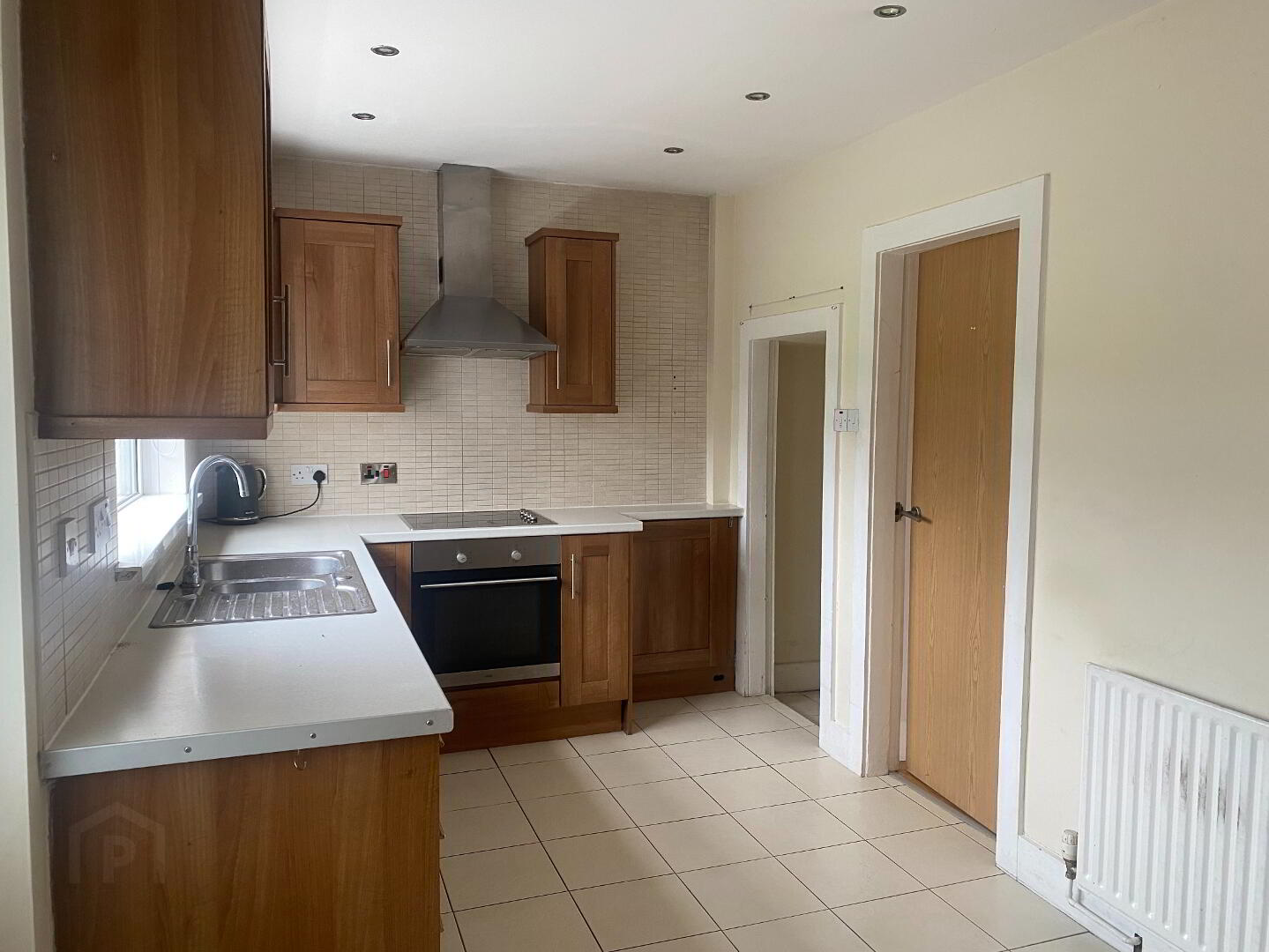 6 Banbridge Road 6 of 16