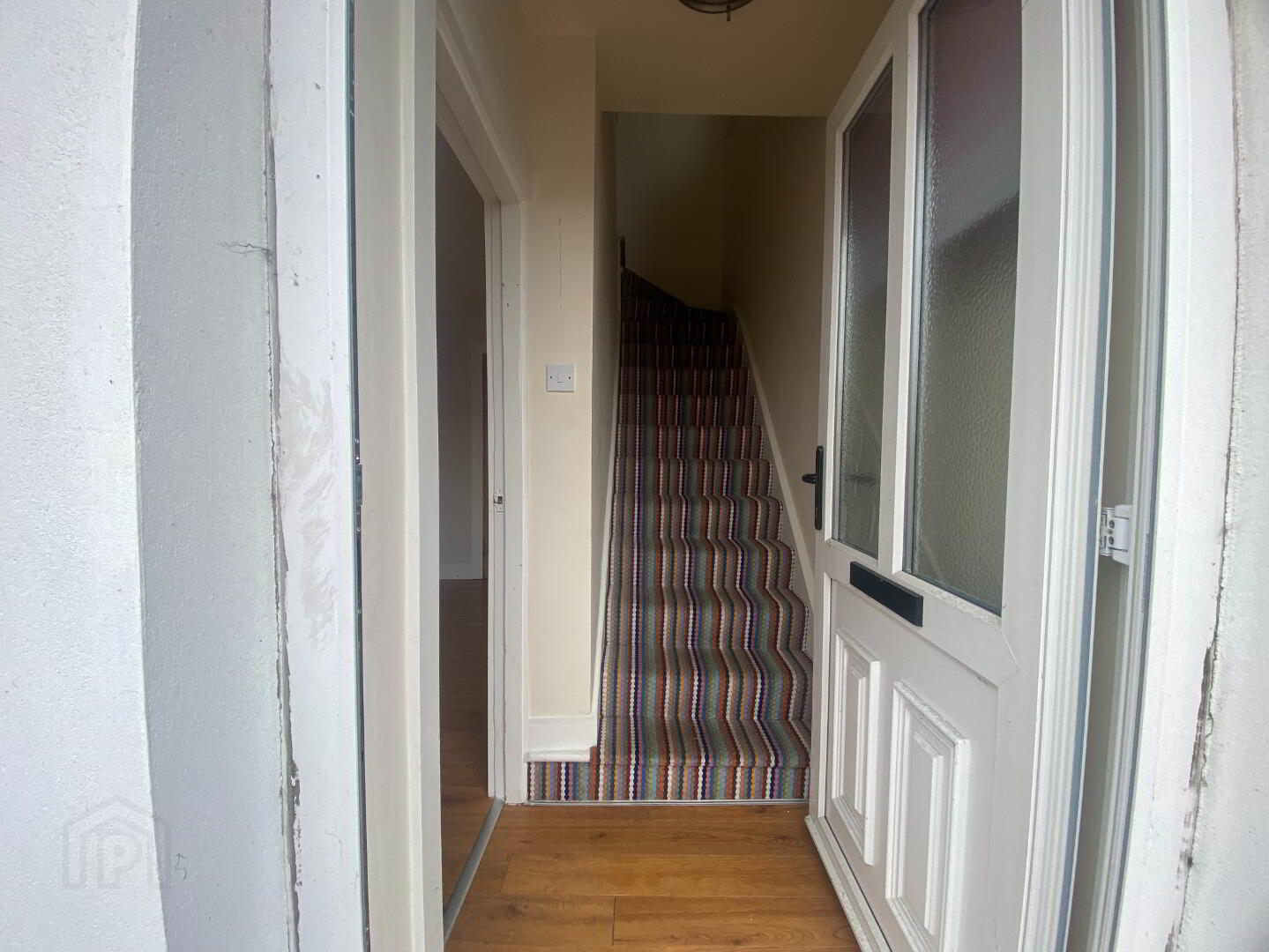 6 Banbridge Road 3 of 16