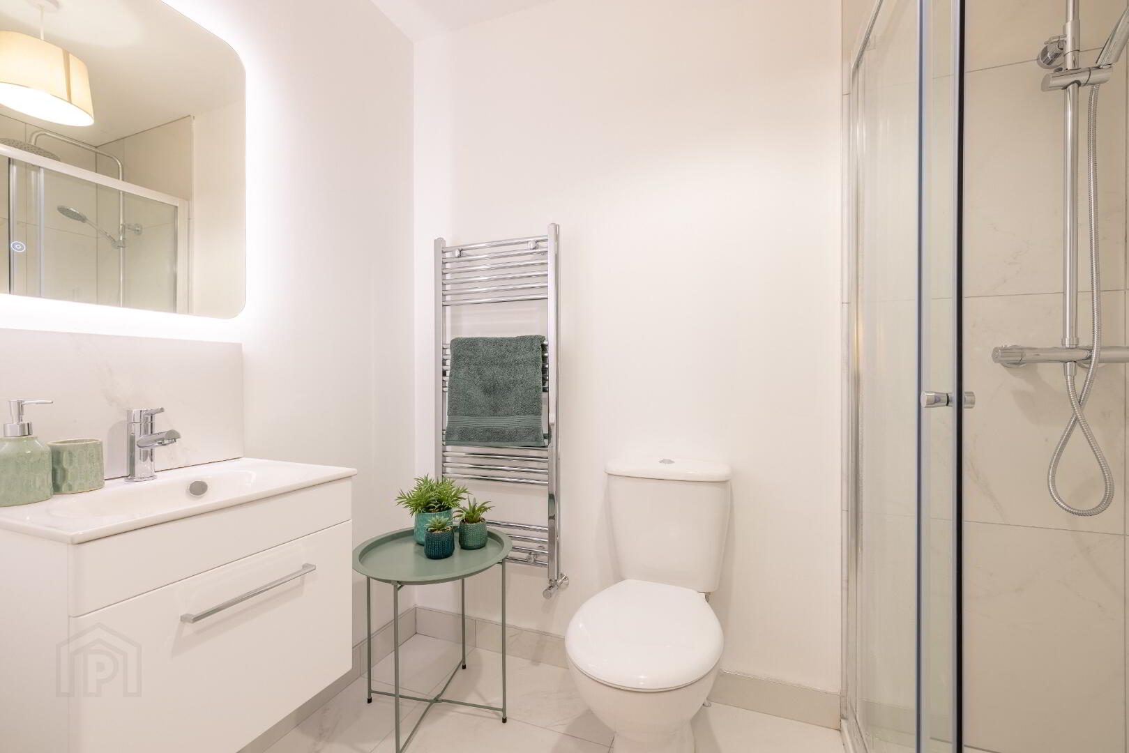 Apartment A5 5 of 10
