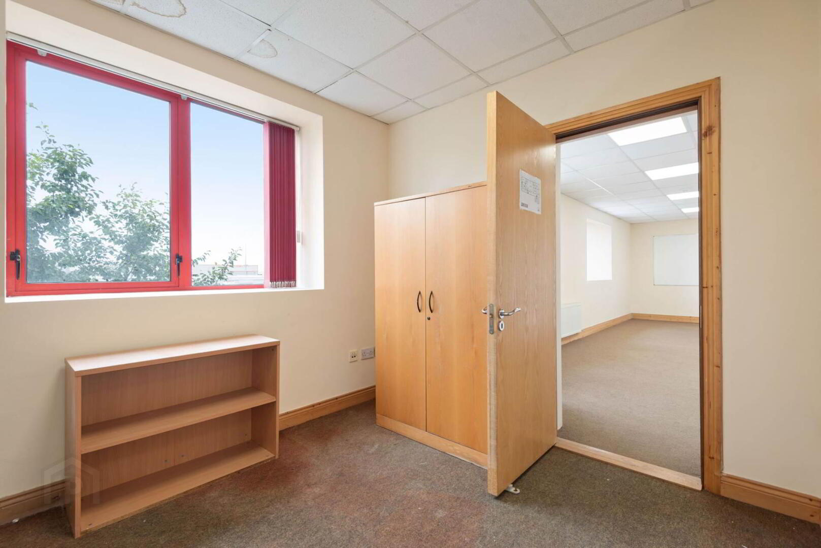 First Floor Office, Hire, 2k Greenogue 10 of 28