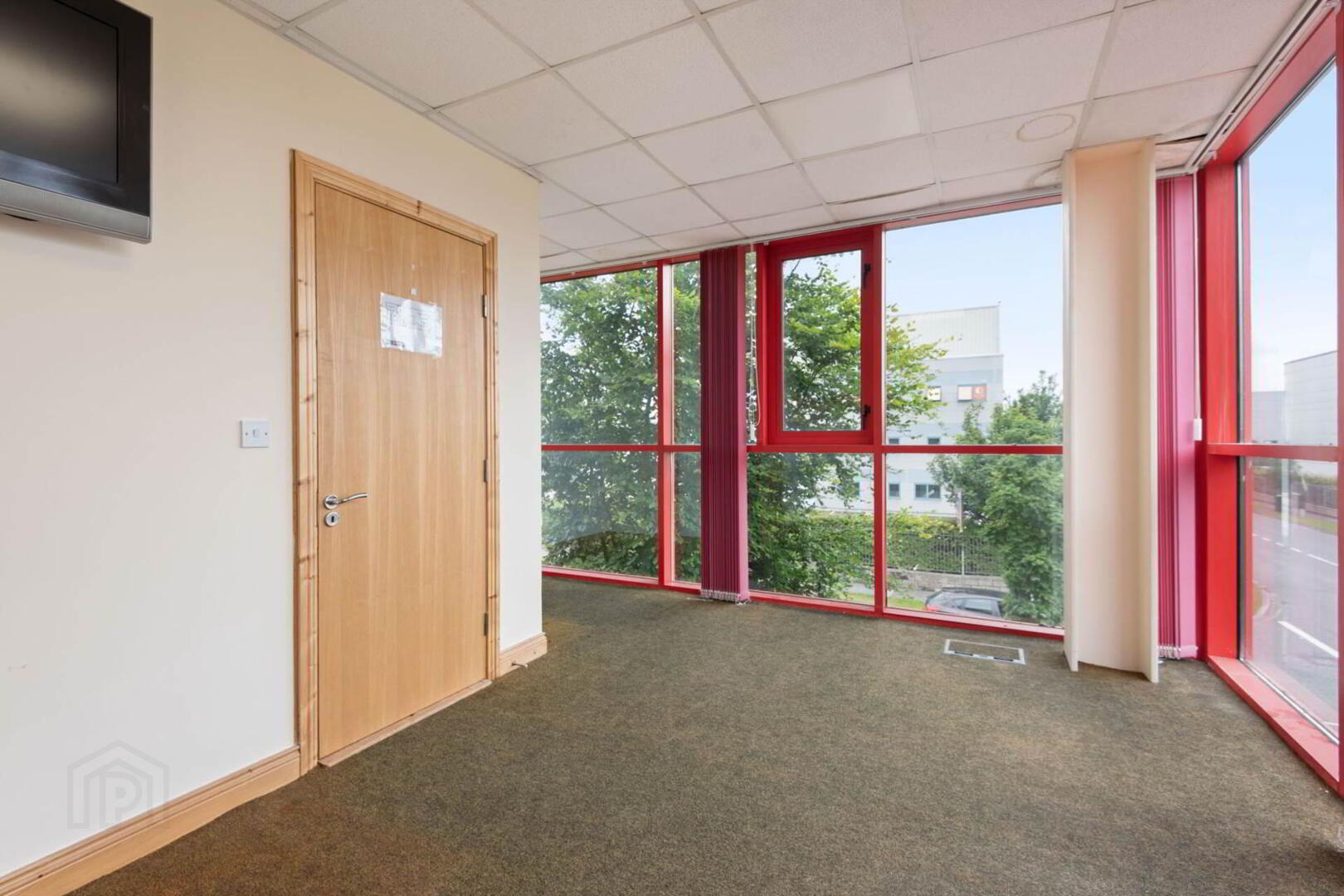 First Floor Office, Hire, 2k Greenogue 12 of 28