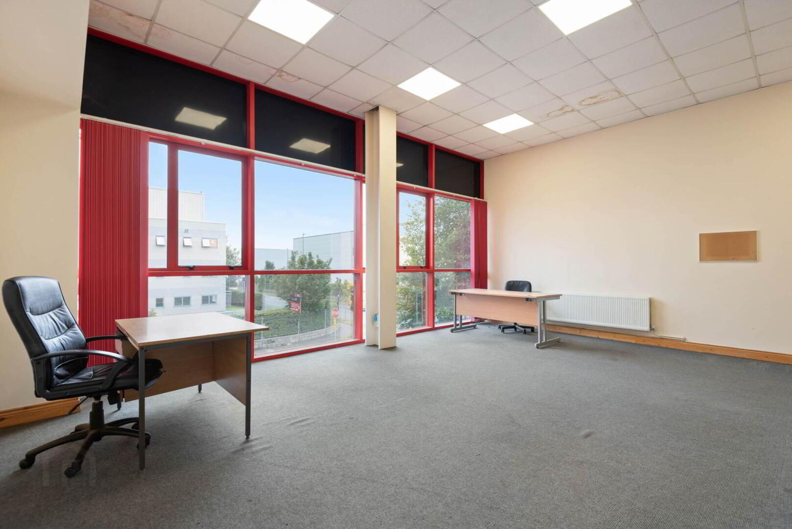 First Floor Office, Hire, 2k Greenogue 15 of 28