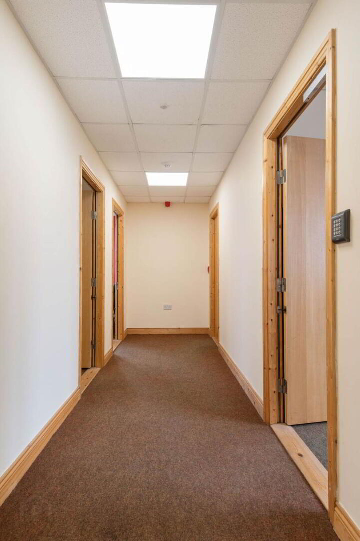 First Floor Office, Hire, 2k Greenogue 20 of 28