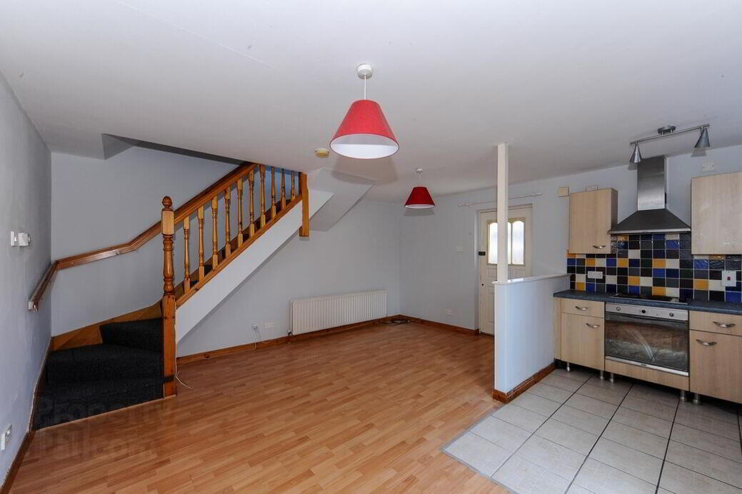 7 Whitethorn Mews 4 of 8