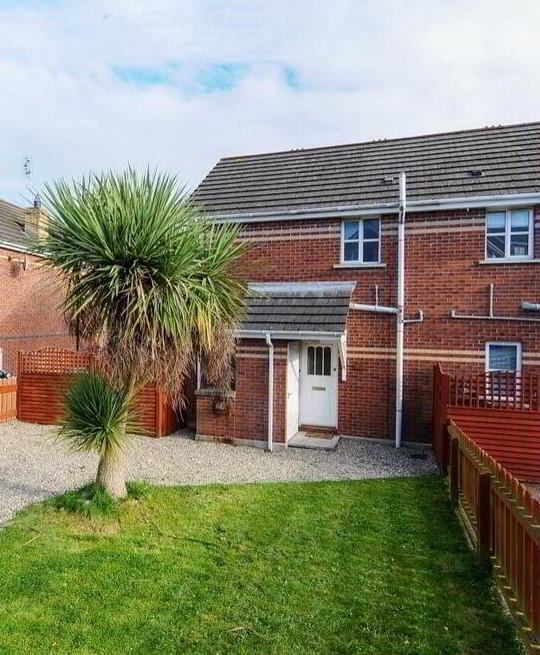 7 Whitethorn Mews 1 of 8