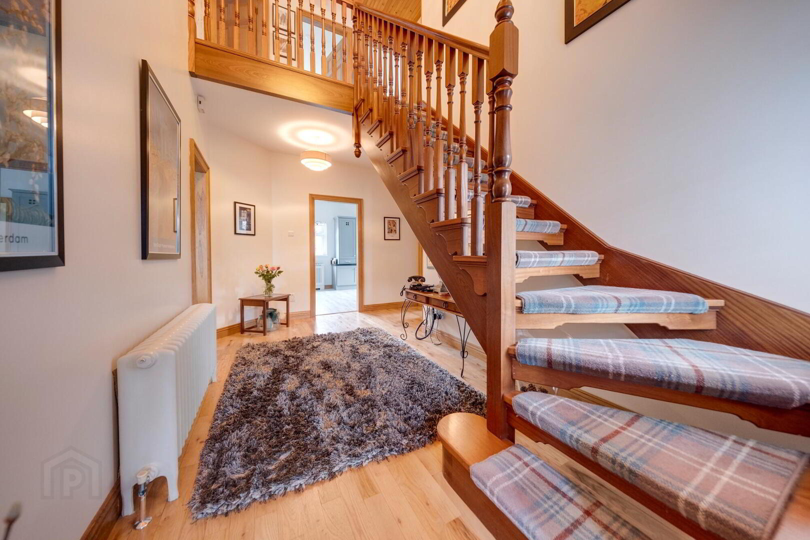 8 Ronan Drive 3 of 34