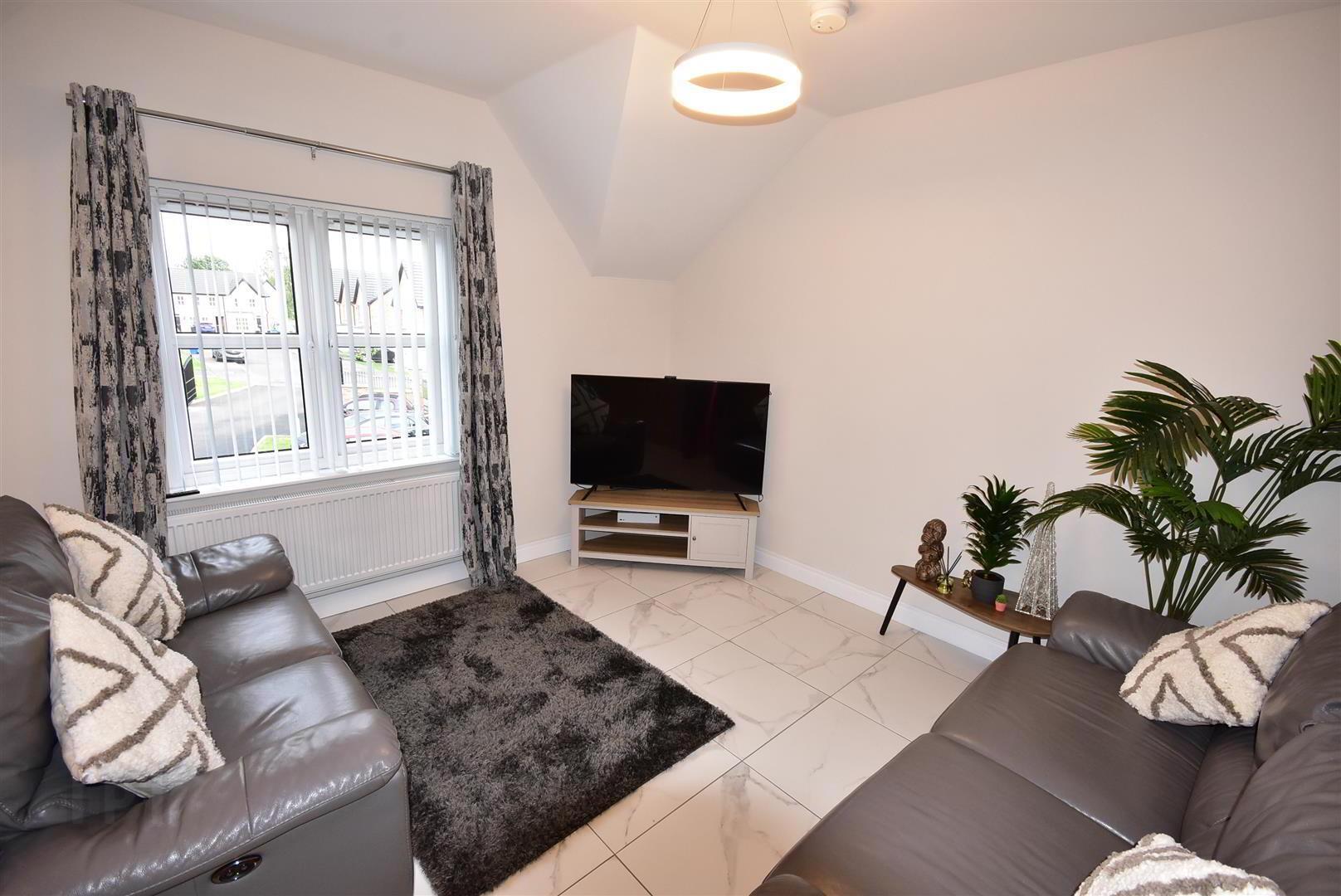83 Ballyveigh Crescent 3 of 18