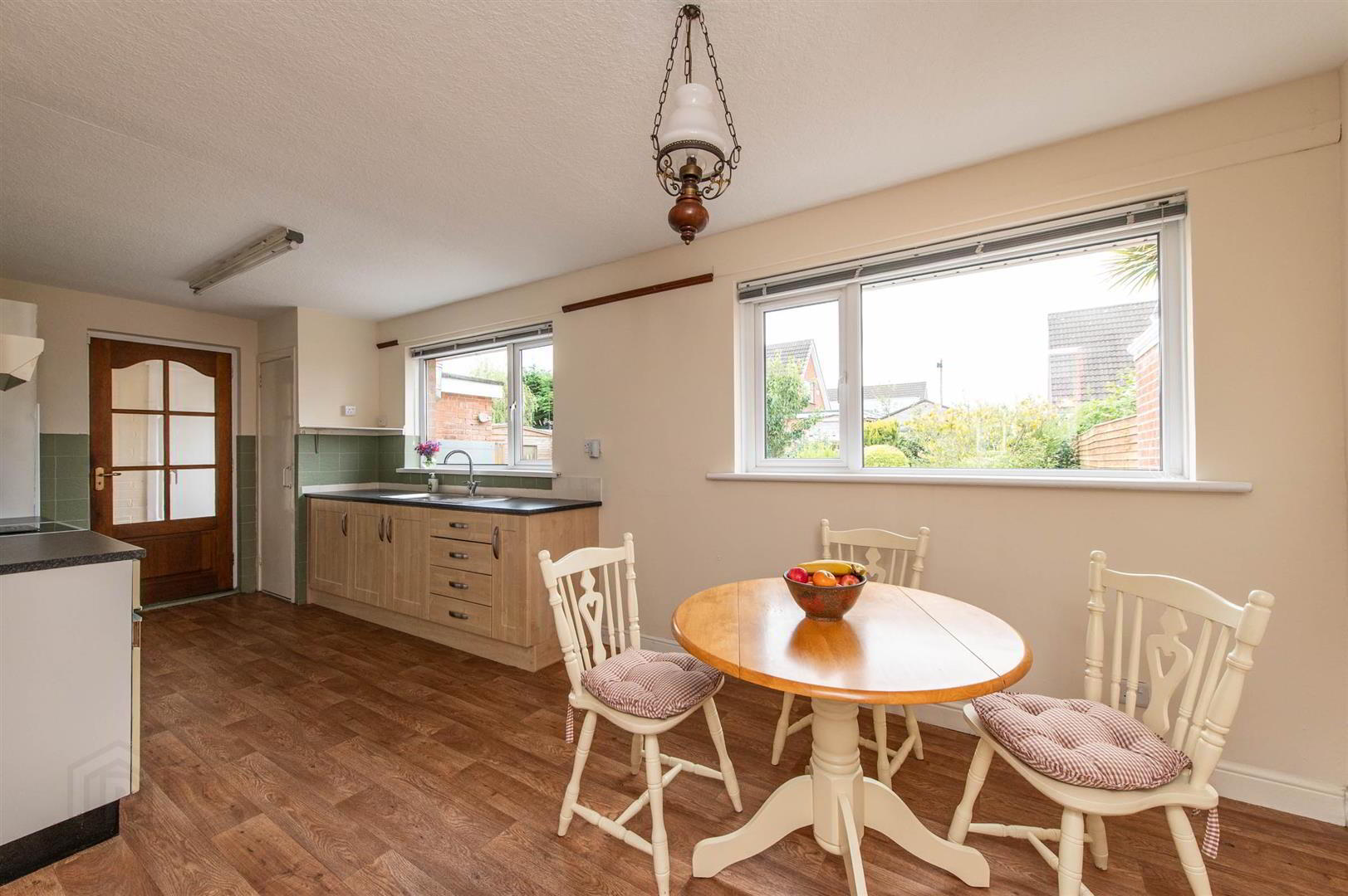 4 Edenvale Avenue 8 of 28