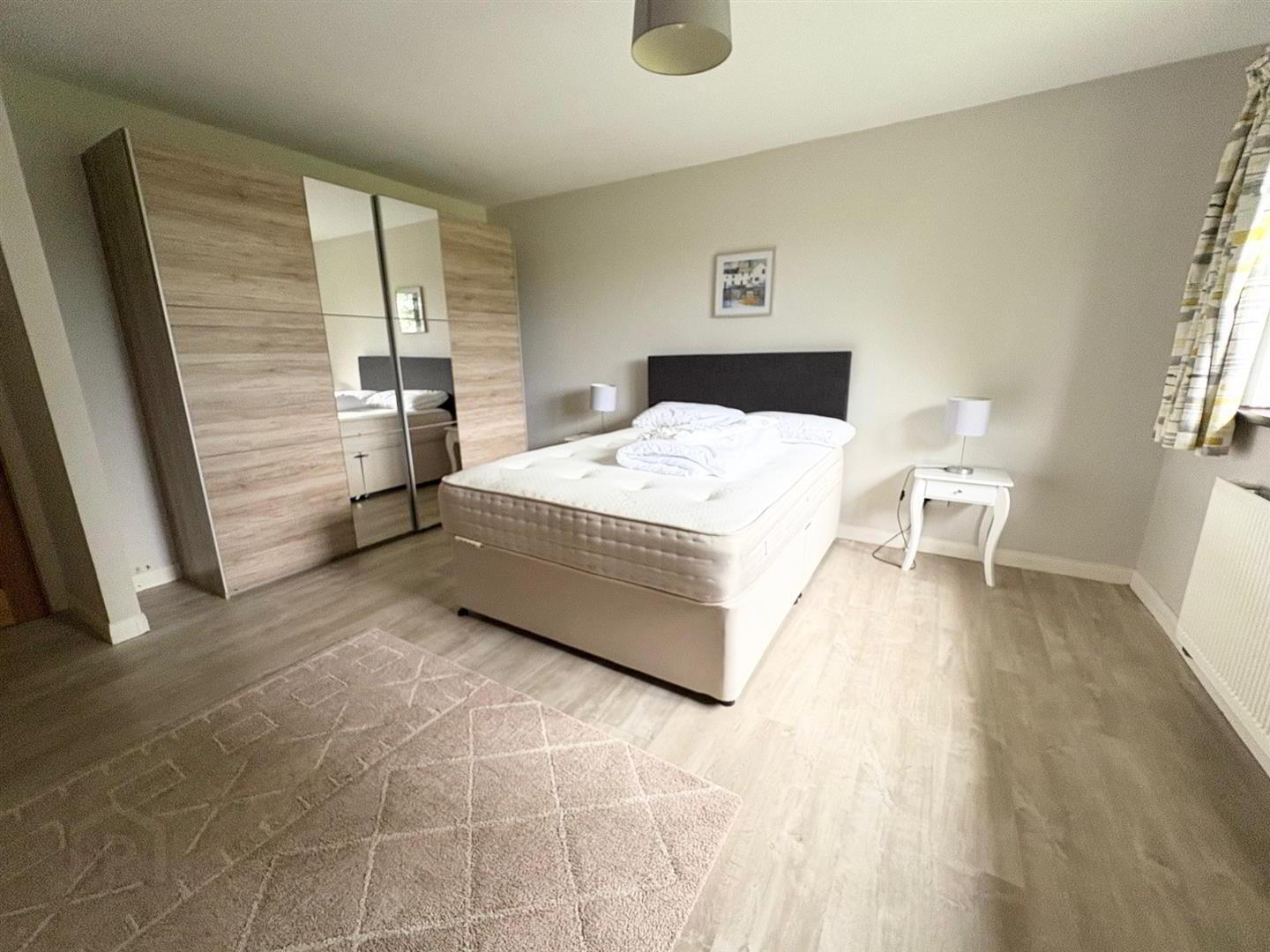 5b Helens Lea 8 of 10